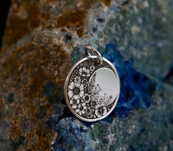 Wildflower Crescent Moon Charm Pendant (19mm) – Personalized Engraving – 14k Gold Filled or Sterling Silver