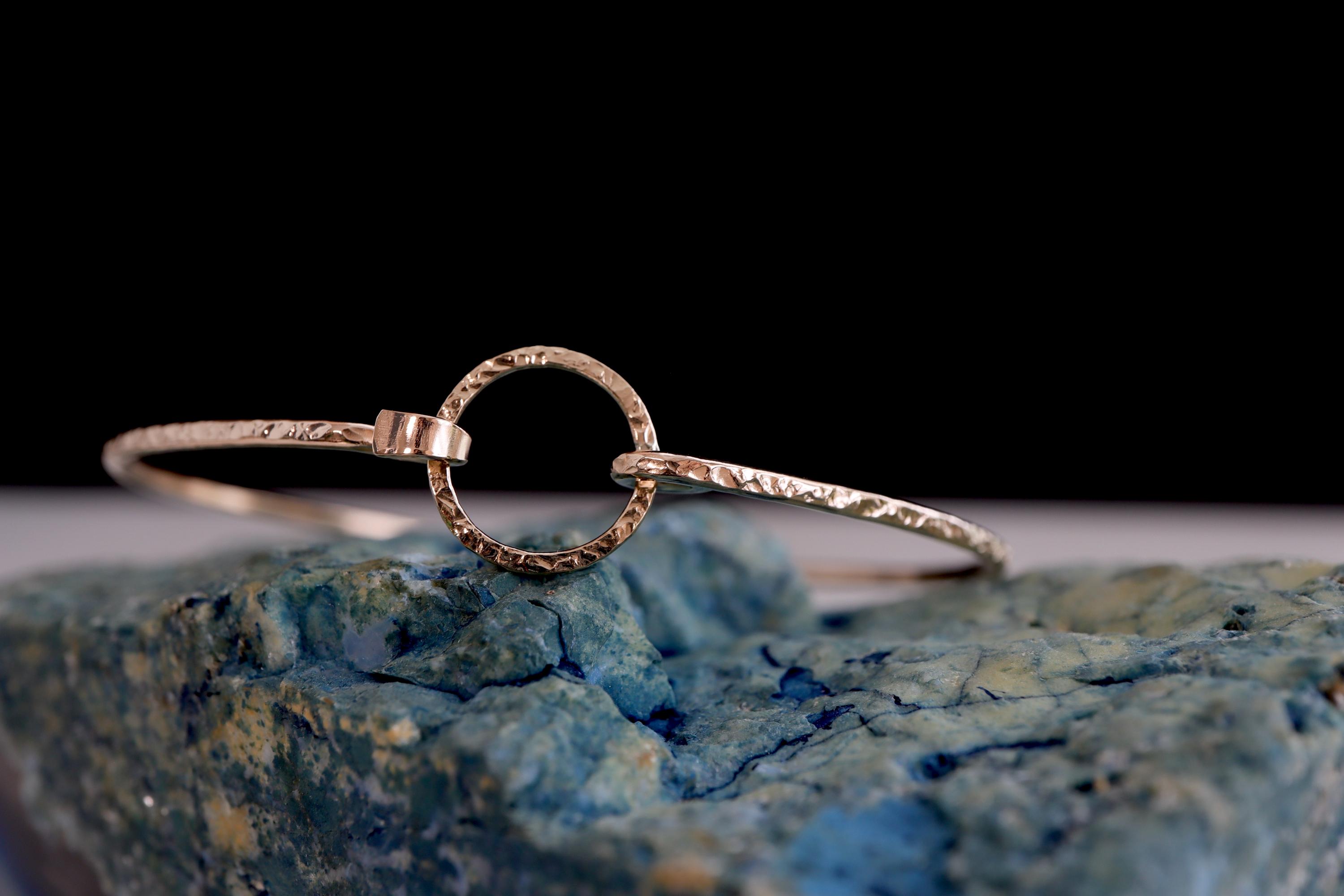 Gold filled circle bangle - Etsy 日本