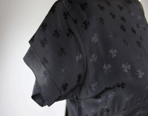 1940s Novelty Clover Print Inky Black Rayon Peplu… - image 8