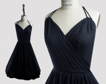 1950s "Carlye" Vintage Cotton Fit & Flare Cotton Halter Dress | 24" Waist