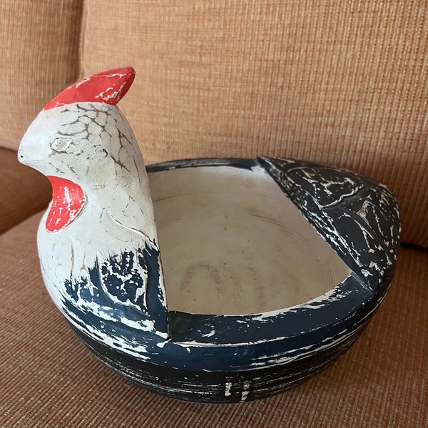 Chicken wood bowl