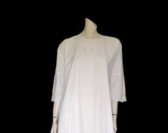 Antique White Cutwork Eyelet Nightgown - Broderie Anglaise - M