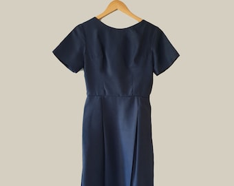 1960er Jahre Dunkelblaues Seidenkleid - S