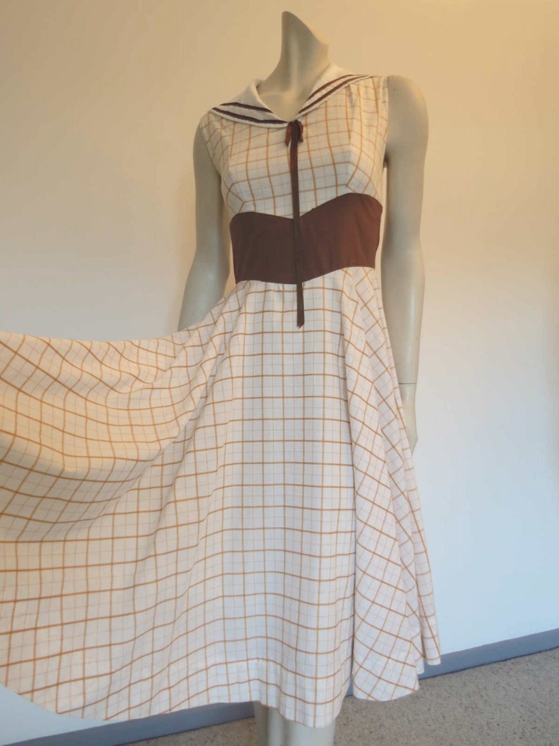 Bust 81 cm Brown Checked 50s Style Dress With Sailor Collar