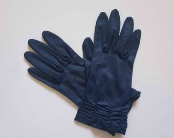 Short Navy Blue Gloves With Gathered Edge - Size  7