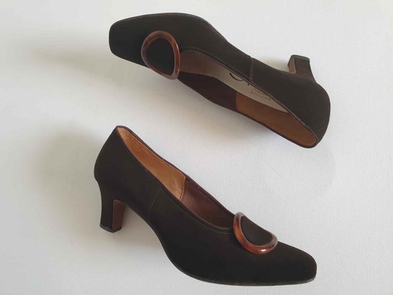 Chocolate Brown Suede Shoes With Tortoiseshell Buckles - AU/US 6C