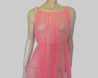 1960s Sheer Hot Pink Negligee With Lace Trim by Berkliff - S