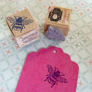 Stamp bumblebee