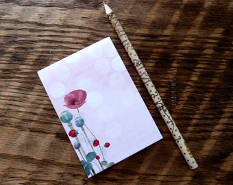 Notepad poppies and strawberries