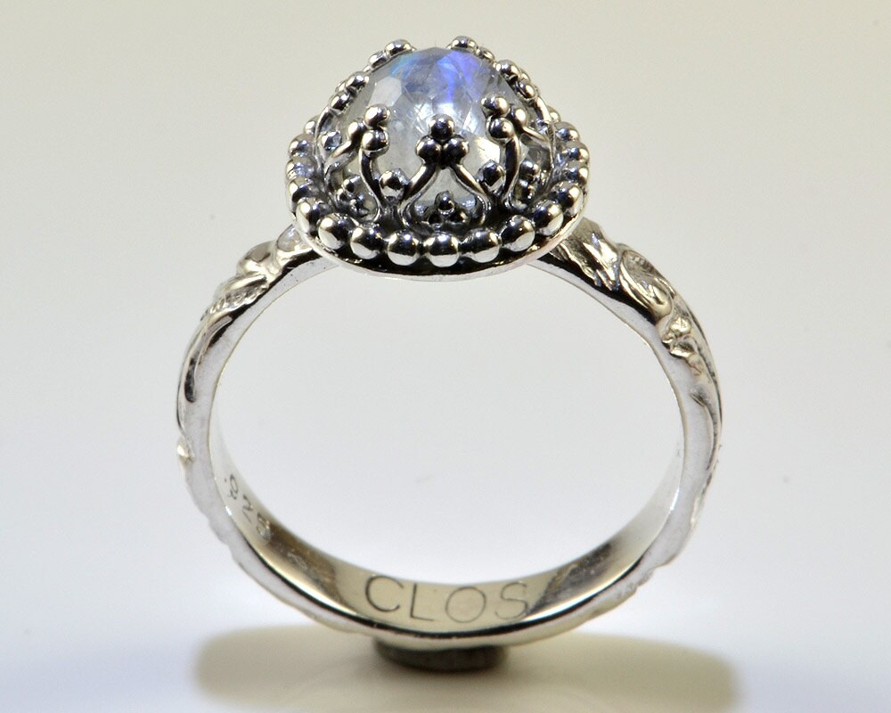 Moonstone Ring in Sterling Silver Rainbow Moonstone Gemstone - Etsy