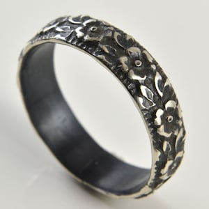 Sterling Silver Band Ring, Matching Wedding Band, Flower Patterned Band, Vintage Style Pattern Ring