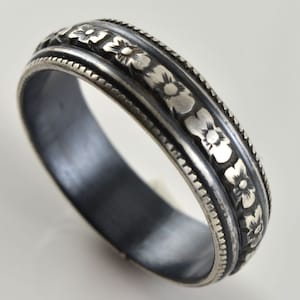 Sterling Silver Band Ring, Matching Wedding Band, Flower and Beaded Patterned Band, Vintage Style Pattern Ring