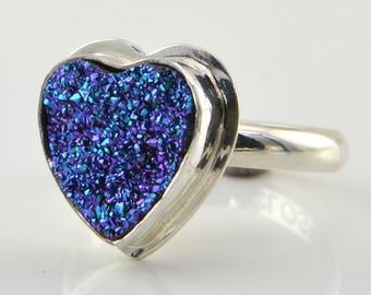 Anello a forma di cuore in argento sterling fatto a mano con druzy – Quarzo blu viola