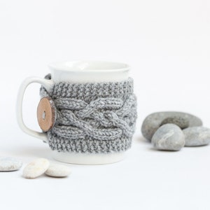 Cup Cozy in Grey Melange, Knitted Mug Cozy, Coffee Cozy, Cup Cozy, Handmade Wooden Button, Coffee Cozy Sleeve, Warmer, Fall, Autumn, Gift