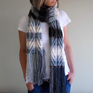 PDF KNITTING PATTERN Scarf Sofia – Women scarf – Winter accessory – Scarf Knitting Pattern – Classic Scarf Knit Pattern – Cabled – Tassels