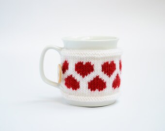 Valentine's day Cup Cozy in White with Hearts, Knitted Mug Cozy, Coffee Cozy, Handmade Wooden Button, Coffee Cozy Sleeve, Warmer, Gift