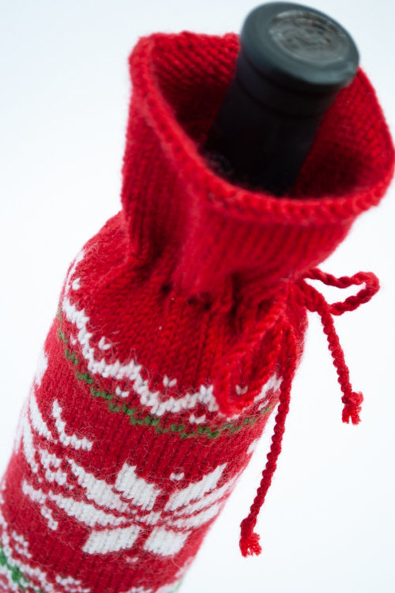 PDF KNITTING PATTERN Christmas Wine Bottle Cozy, Christmas Gift, Present, Accessory, Holiday Decoration, Cover, Wrap, Snowflakes image 3