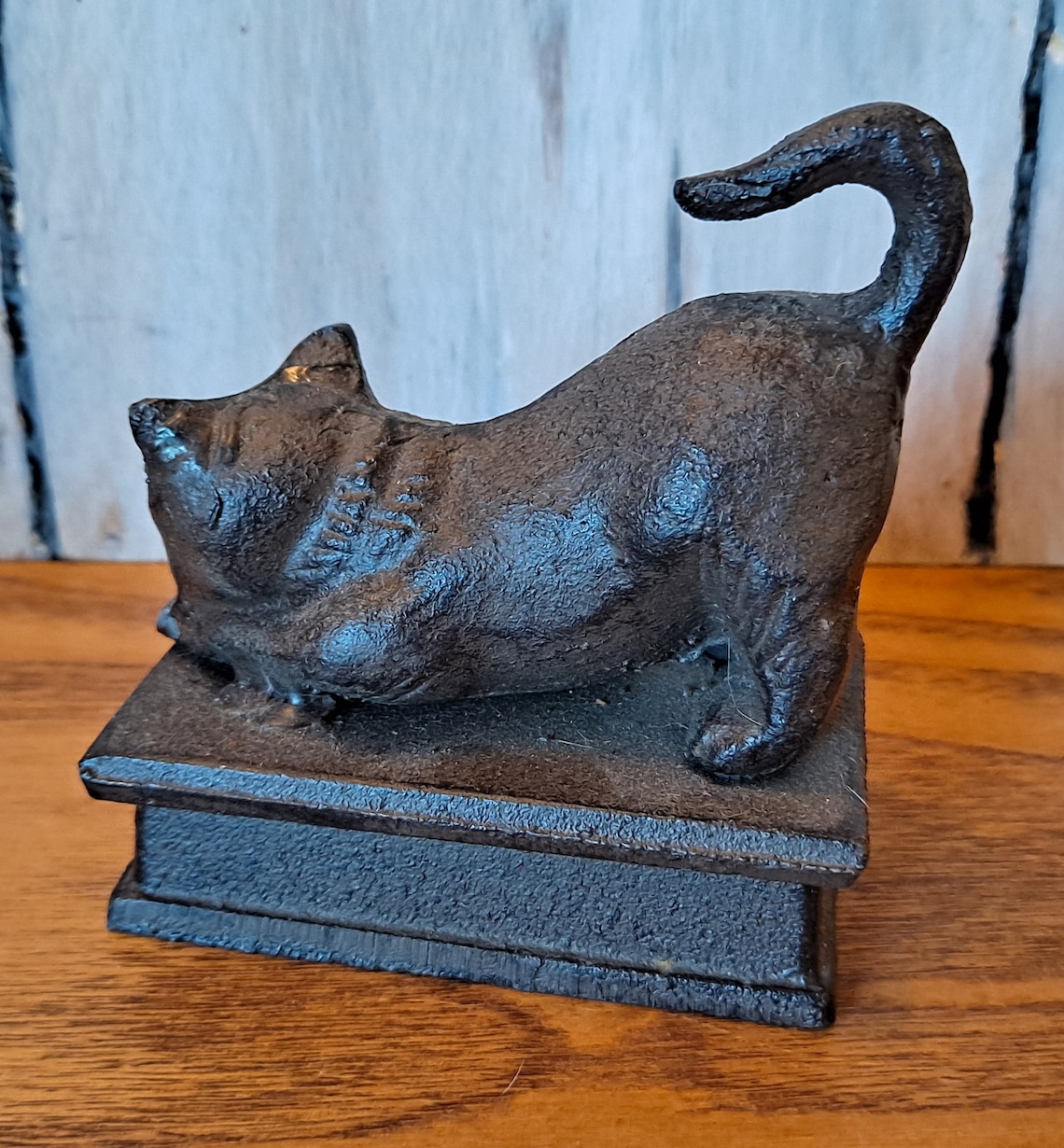 Vintage CAT JEWELRY BOX & Tiny Wood Cat Earrings, Cat Keepsake Box