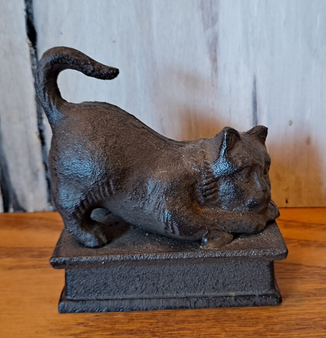 Vintage CAT JEWELRY BOX & Tiny Wood Cat Earrings, Cat Keepsake Box