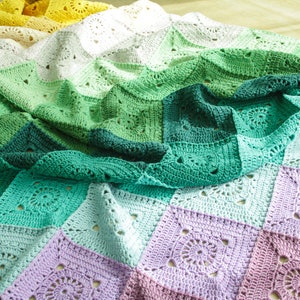 Crochet rainbow blanket, keep on turning crochet pattern, Crochet rainbow blanket, crochet squares image 5