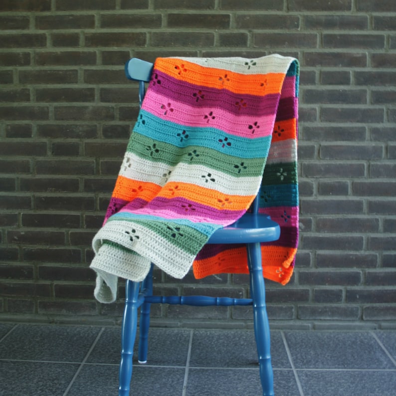 Funky fifties retro blanket: crochet pattern PDF, retro blanket crochet pattern, crochet blanket pattern, retro crochet blanket image 2