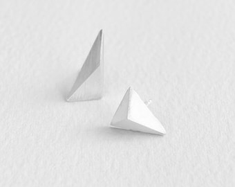 Pyramid earrings, handmade silver earrings, stud earrings, minimal earrings, women earrings