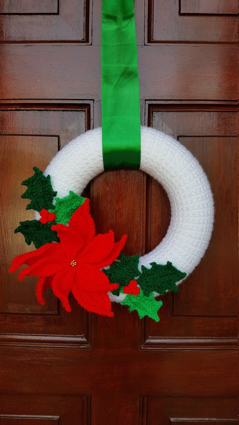 Crochet Pattern Poinsettia Christmas Wreath INSTANT DOWNLOAD PDF, uk and us versions No56, red, xmas, ring, photo tutorial, image 6