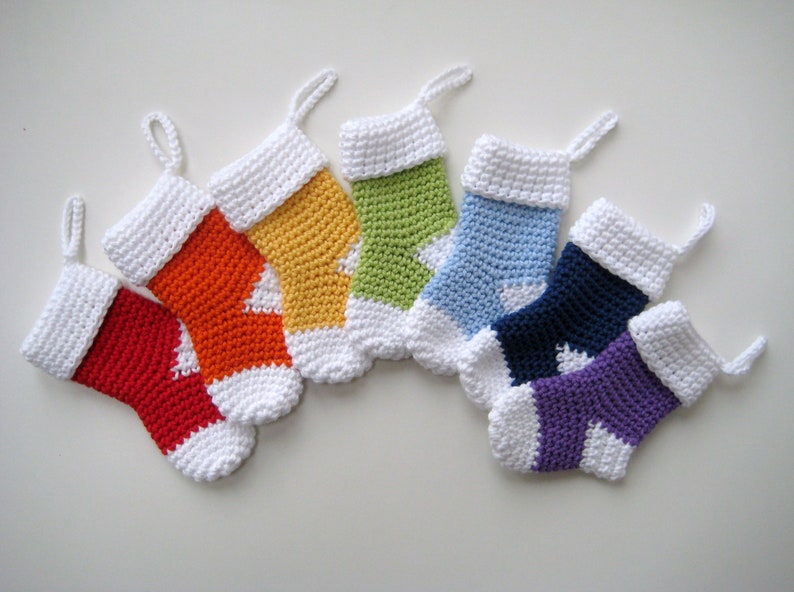 Crochet pattern christmas stocking Santa Socks PDF patt no25 uk and us terms image 3