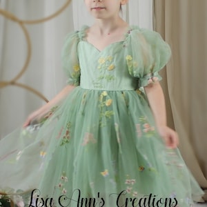 Flower Girl Dress, Fairy Dress, Sage Embroidery Dress, Girls Floral Dress, Spring Flower Girl, Junior Bridesmaid Birthday Short Sleeve Dress