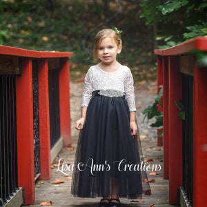 Black Flower Girl Dress Black and White Flower Girl Junior Bridesmaid Dress Tulle Flower Girl Dresses Lace Long Sleeve Flower Girl Dress