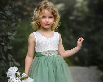 Flower Girl Dress Sage Green Flower Girl Toddler Flower Girl Tulle Flower Girl Rustic Flower Girl Lace Flower Girl Dress Sleeveless Dress