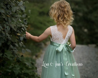 Flower Girl Dress Sage Green Flower Girl Boho Flower Girl Summer Flower Girl Rustic Junior Bridesmaid Lace Tulle Dress Sleeveless Dress