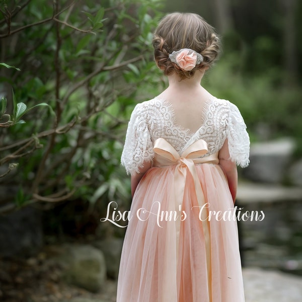 Robe Flower Girl Girl Pêche clair Robes Flower Girl en tulle et dentelle Manches courtes