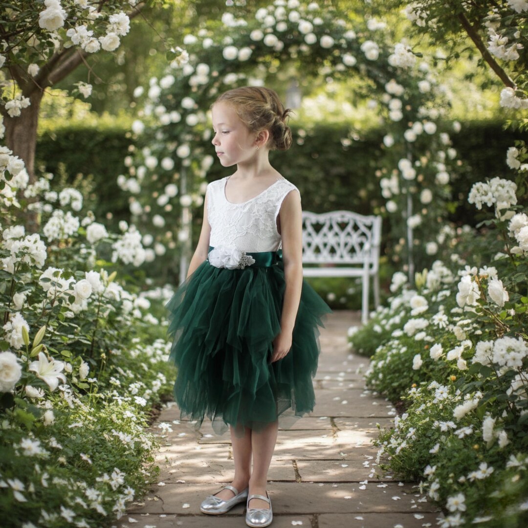 green emerald velvet dress Amazon.com: Topstaㅤ Girls Pageant Dresses Lace Appliques Tulle Flower Girl  Dresses with Bow Knot Princess First Communion Dress Ball Gown Hunter Green  2: Clothing, Shoes & Jewelry