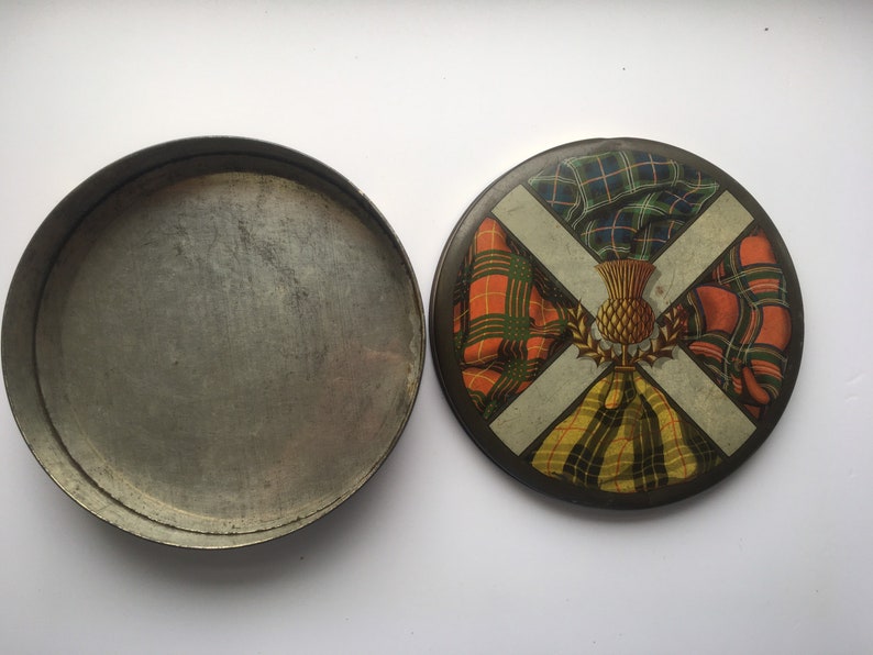 Vintage McVitie and Price Shortbread Tin