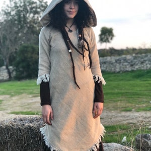 Pocahontas Hood Dress, Tribal Winter Dress, Vêtements ethniques, Gypsy Dress, Fairy Faerie Dress, Pixie Hood Dress, Elven Hoodie Dress image 5