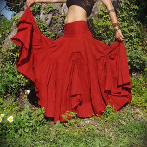 Jupe flamenco rouge tzigane, jupe nomade, vêtements de fée, jupe longue, jupe longue, jupe nomade, jupe de danse orientale, jupe de festival, jupe bohème image 1