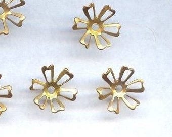 12 Vintage Brass Filigree 6 Pedal Center Hole Flower 15mm. Bead Findings W851