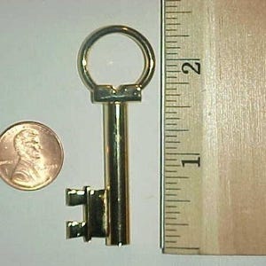 Llavero con argolla y cierre de resorte de apertura fácil en oro vintage L371