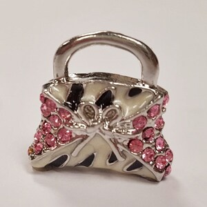 1 handväska med zebraemalj och rosa strass i silver, 18 x 18 mm. Flytande berlock, cabochon, E195