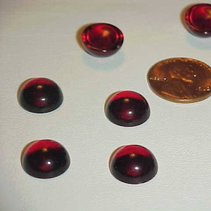 24 Vintage Ruby Acrylic Round 12mm. Smooth Dome Cabochons D259