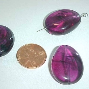 12 Vintage Amethyst Marble Acrylic Baroque Oval 25x20mm. Smooth Beads L833