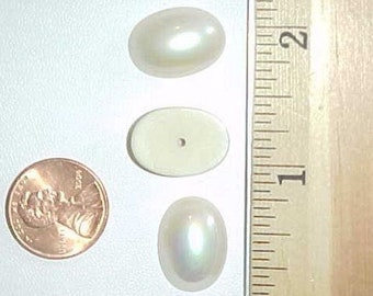 24 Vintage Rainbow Pearl 18x13mm. Cabujones ovalados L825