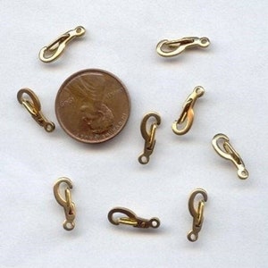 24 Vintage Brass Lobster Claw Slip Shut 14x5mm. Clasps - DIY Jewelry Making  V815