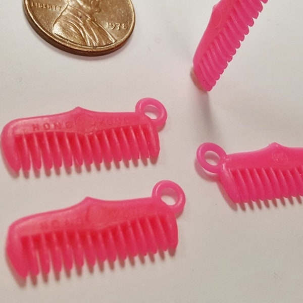 12 Vintage Hong Kong Pink Miniature Doll Hair Comb 23x8mm. Acrylic Celluloid Bead Charms V736