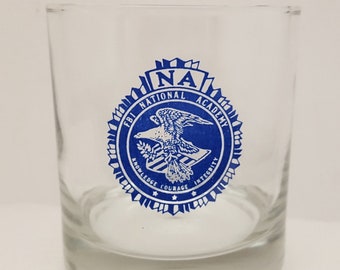 Vintage FBI Academia Nacional (NA) Emblema Azul Whiskey Rocks Copa de Cóctel F33