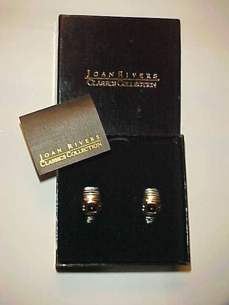 Vintage Joan Rivers Ribbed Hoop Jet Gem Earrings Original Box And Romance Card J64