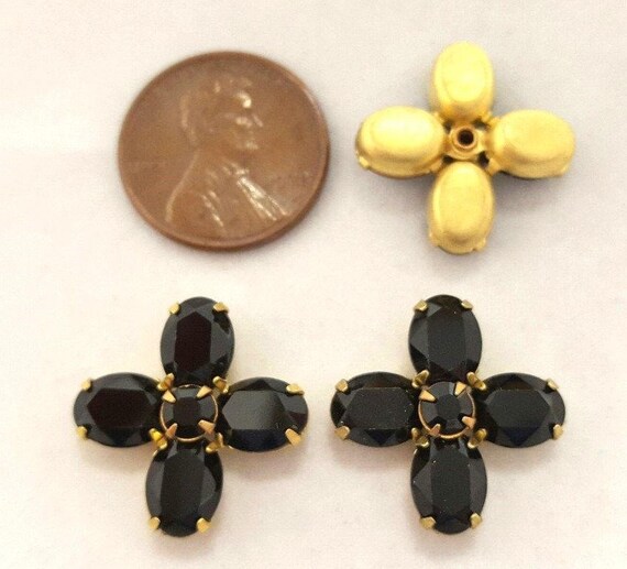 2 Vintage Jet Black Swarovski Austrian Rhinestone Gem Jewel