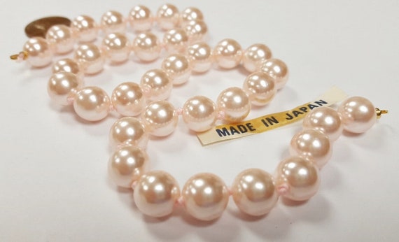 10mm Vintage Japanese Mother of Pearl Round Drop