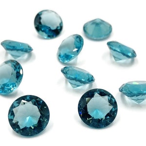 6 Vintage Brilliant Cut Glass Aqua 12mm. Round Rhinestone Unfoiled Jewels T968
